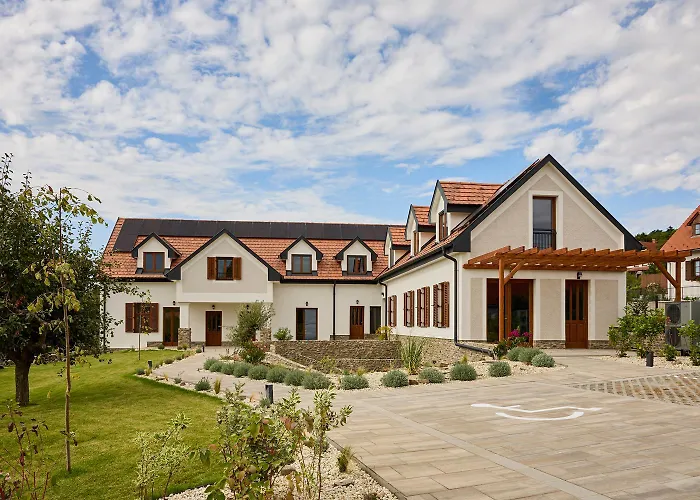 Olea Apartment *